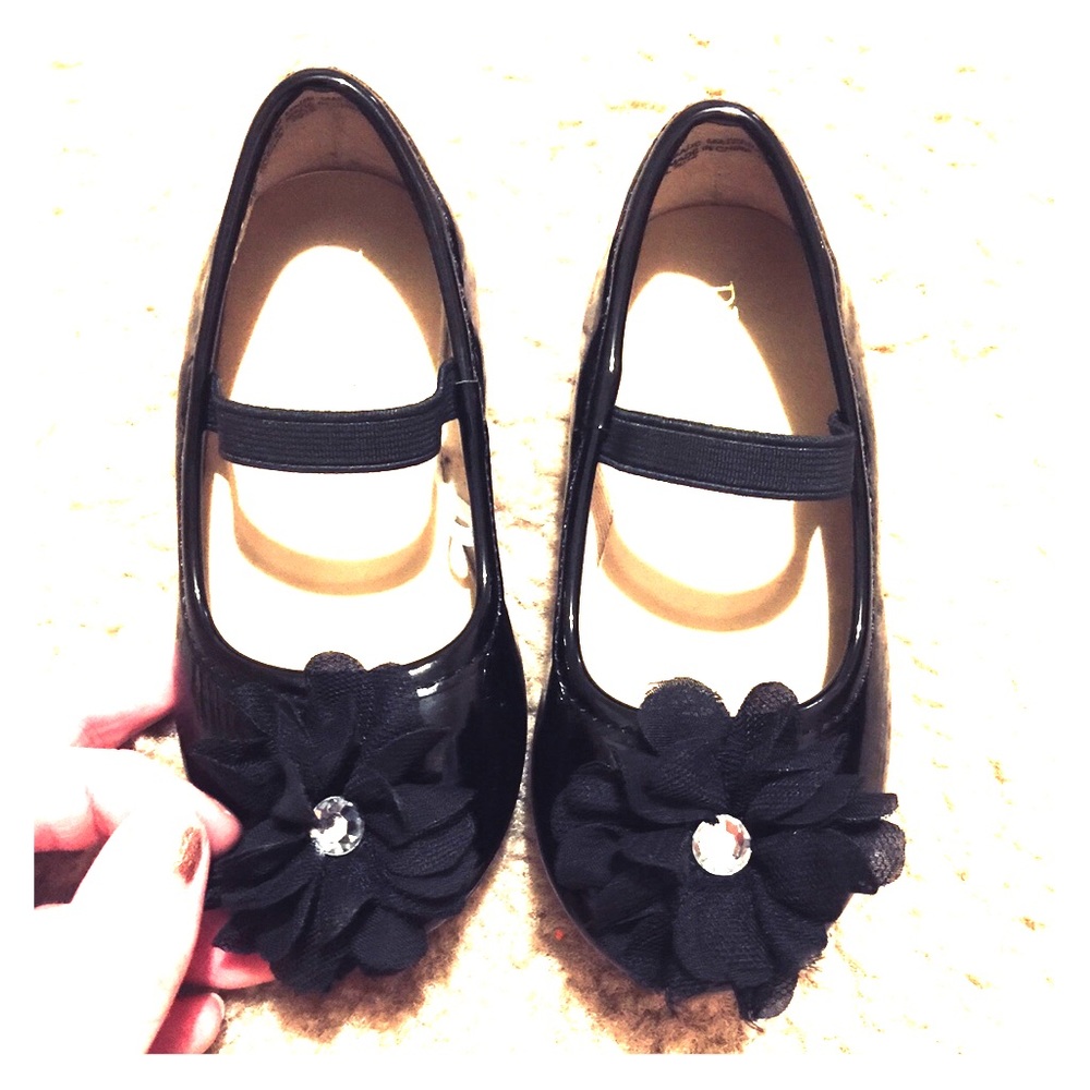 Toddler size 6 dress shoes